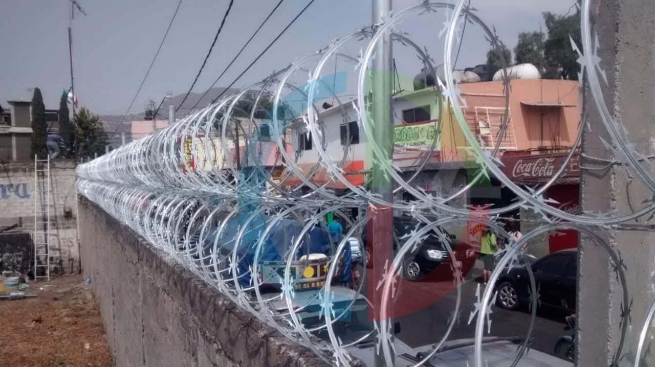 Detalle de instalación de concertina