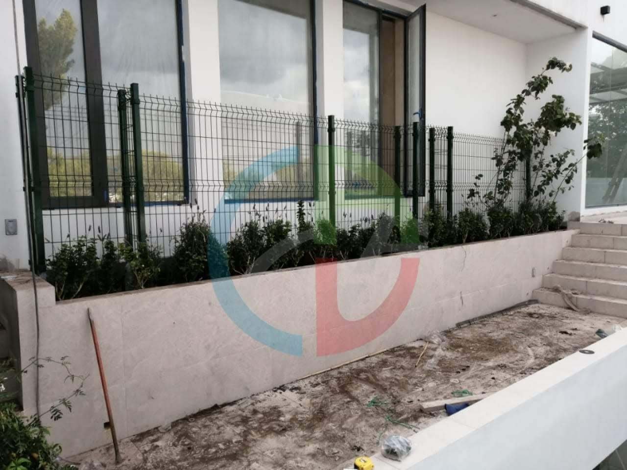 Instalación de euroreja residencial