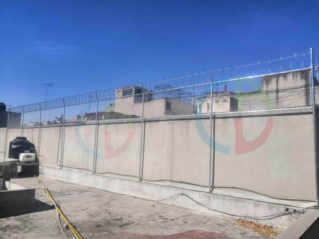 Detalle de malla ciclónica